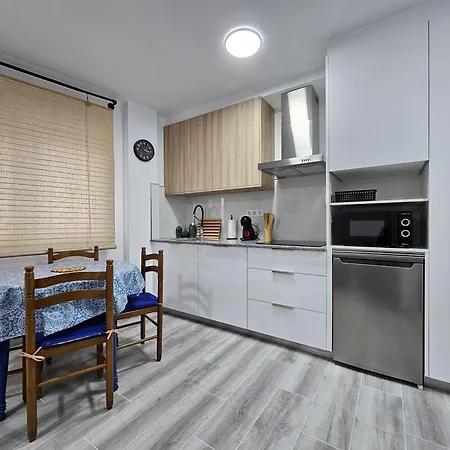 Precioso Apartamento A De Candela En O Grove Exterior photo