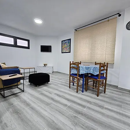 Precioso Apartamento A De Candela En O Grove Exterior photo